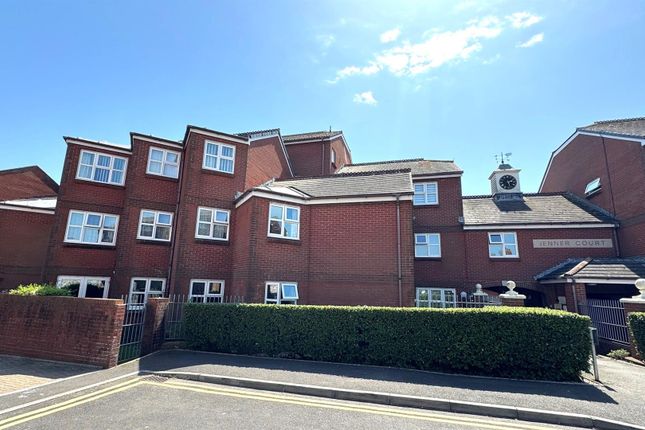 Flat 39, Jenner Court, Stavordale Road, Weymouth photo 2