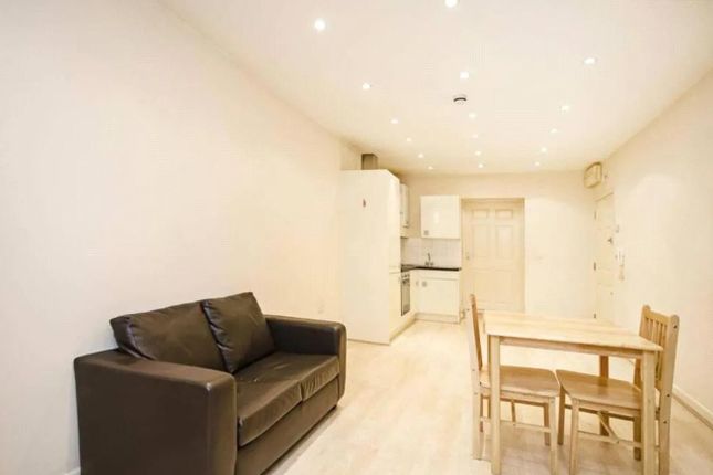 Flat 1, 752B, Finchley Road, London photo 2