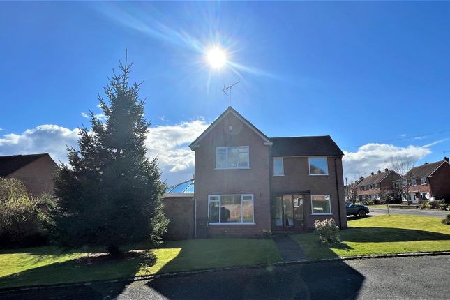 Detached house for sale in Dowles Close, Selly Oak Bvt, Birmingham