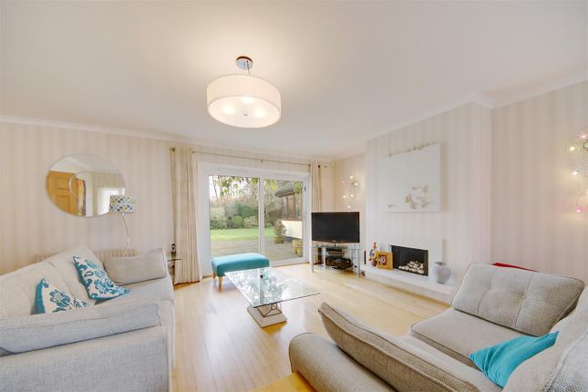 22, The Avenue, Radlett photo 2