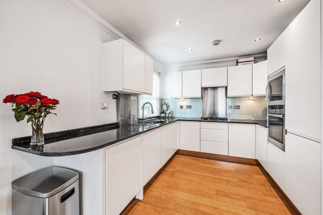 Flat 3, 56, Achilles Road, London photo 4