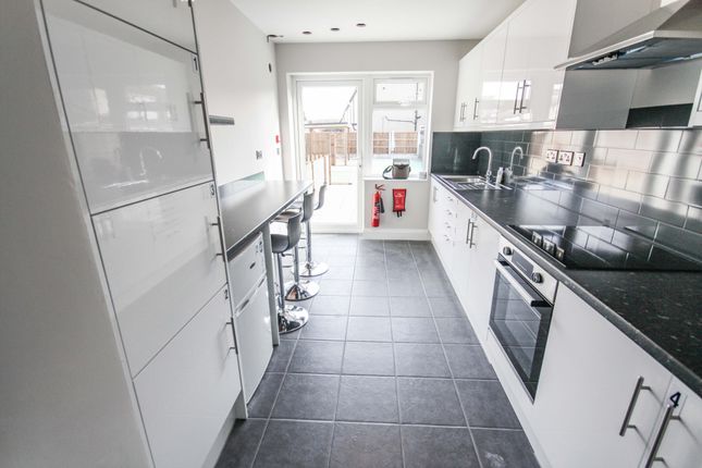 53, Rainsford Lane, CHELMSFORD photo 5