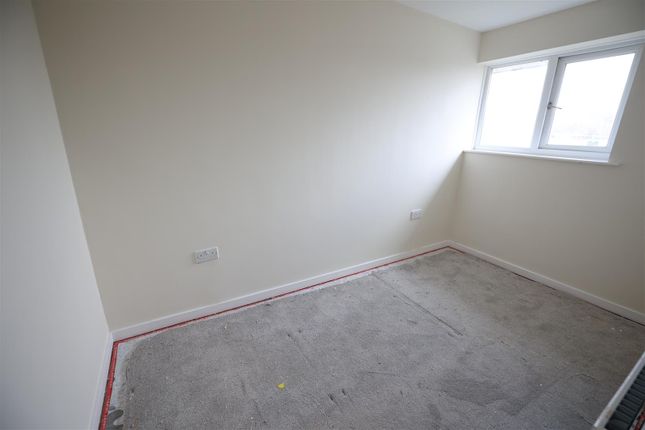 Terraced house to rent in Doncaster Way, Hodge Hill, Birmingham