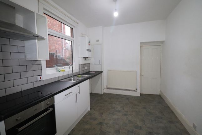 Flat 1, 32, Albany Road, Northampton photo 2