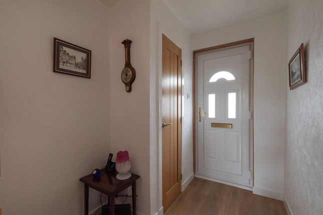 10, Boyd Avenue, Crieff photo 2