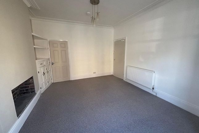 Flat 1, 1 Lansdowne Crecent, Bridlington photo 3