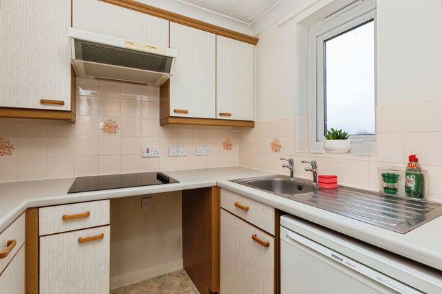 40, Hamilton Court, Leighton Buzzard photo 3