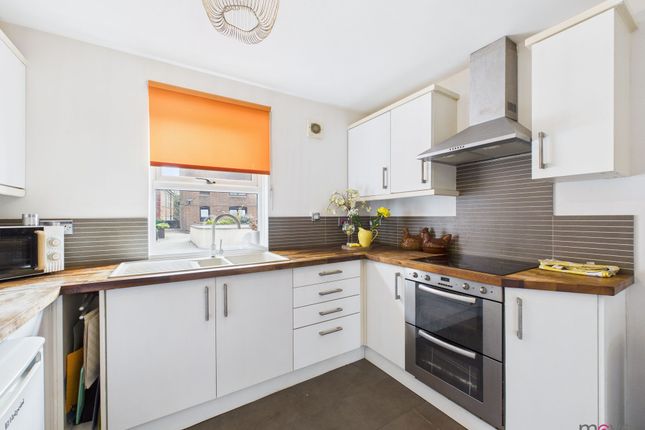 Flat 12, Stansted House Westgate Street, Gloucester photo 3