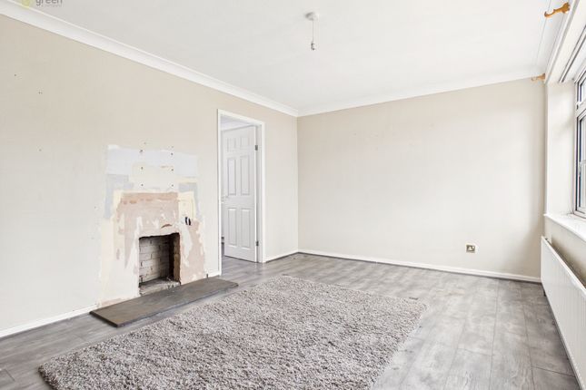 12, Moat Croft, Solihull photo 2