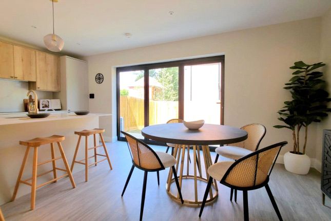 The Forge, 24d, Weatherhill Road, Surrey photo 3