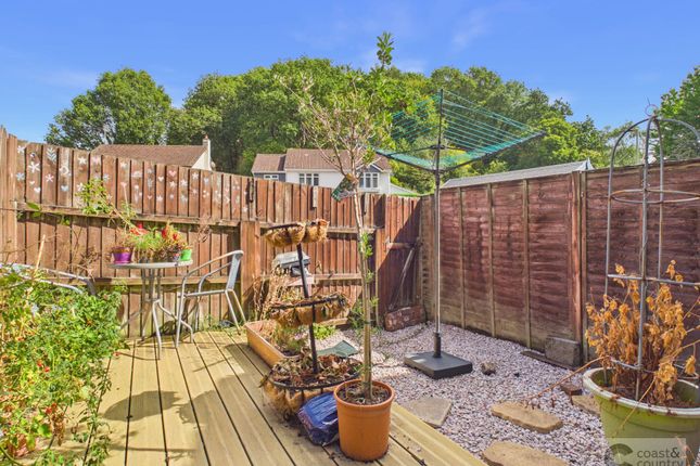 7 The Warren, Newton Abbot photo 2