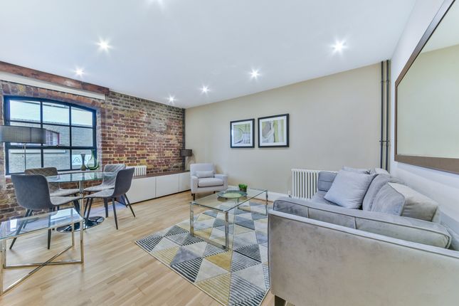 Flat to rent in Providence Square, Tower Bridge, London