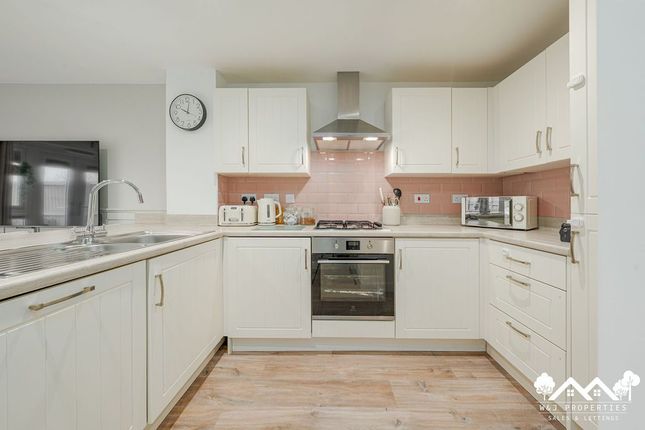 25 Stratford Drive, Prescot photo 3