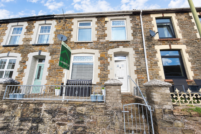 44 Marian Street, Bridgend photo 2