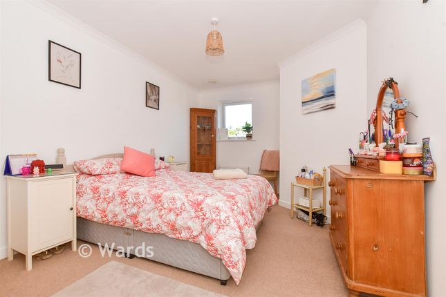 11, Palmer Drive, Hythe photo 4