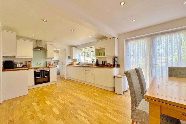 11, Skye Close, Portsmouth photo 2