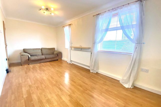 Thumbnail Flat for sale in Holbrook Way, Swindon