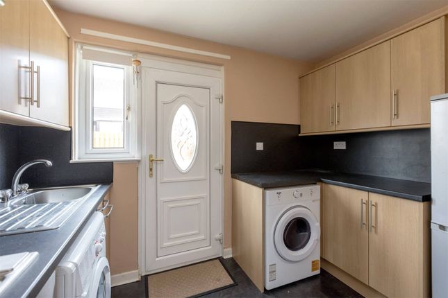 6 Drum Crescent, Gilmerton Edinburgh photo 4