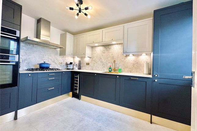 45, Winterbourne Road, Swindon photo 3