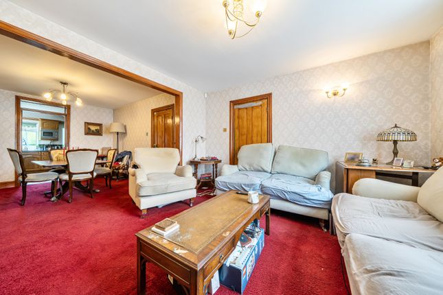 11A, Derry Downs, Orpington photo 4
