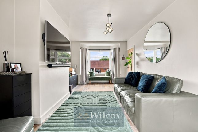 51 Oakenbottom Road, Bolton photo 2