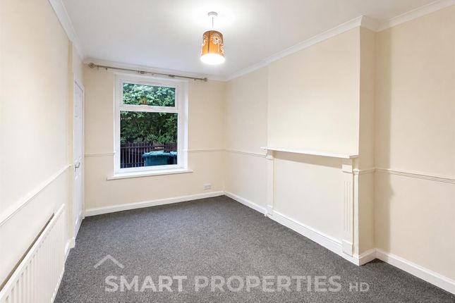 408, Manchester Road, Huddersfield photo 2