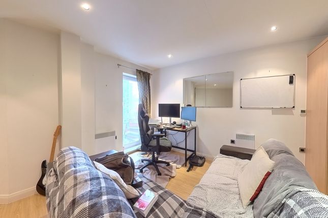 X Q 7 Building, Apartment 600, Taylorson Street South, Salford photo 4