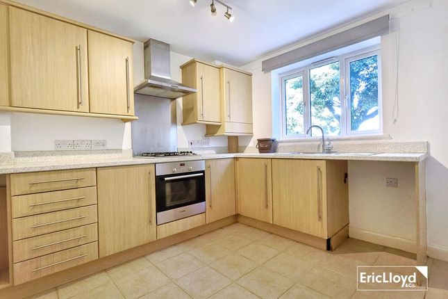 1, Pavilions Close, Brixham photo 4