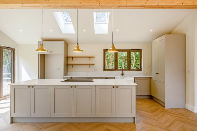 Monteray Lodge,, Coombe Lane, Lymington photo 4