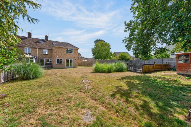 17, Tilley Hill Close, Peterborough photo 4