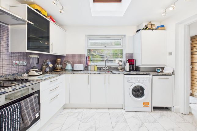 5 Upper Frog Street, Tenby photo 2