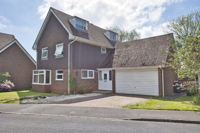 Thumbnail Detached house for sale in Beech Grove, Cliffsend