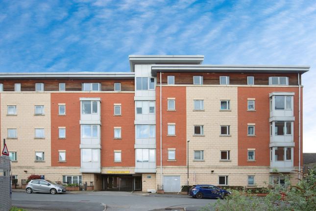 Thumbnail Flat for sale in Upper York, Coventry, West Midlands