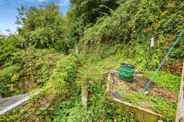 11, Greenfield Square, Cardigan photo 4