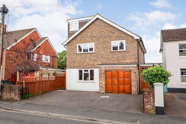 Thumbnail Detached house for sale in Bedford Road, Horsham