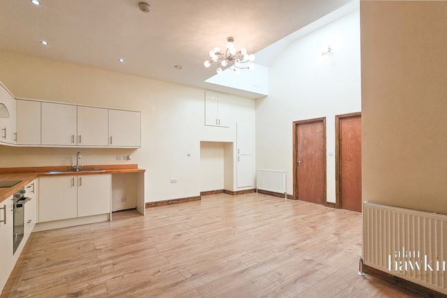 Flat 3, St. Margaret House, Church Street, Calne photo 3