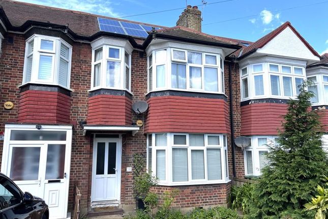 Thumbnail Property to rent in Ash Grove, London