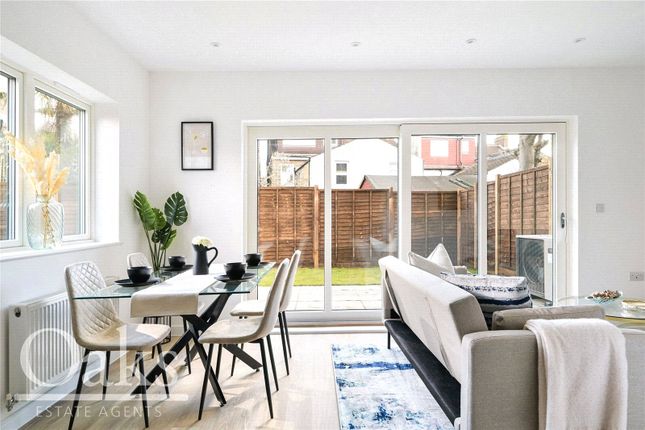 14 Racecourse Mews,, Birchanger Road, London photo 4