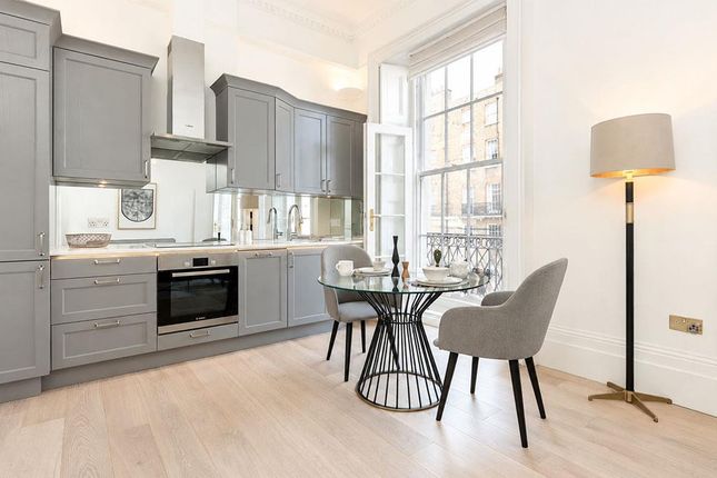 Flat D, 23, York Street, London photo 2