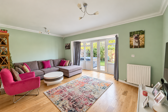 69, Homersham, Canterbury photo 2
