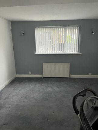 Semi-detached bungalow to rent in Honey Hill, Oldham