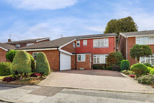 4-bed detached on 21 Plains Farm Close, Nottingham, £425,000