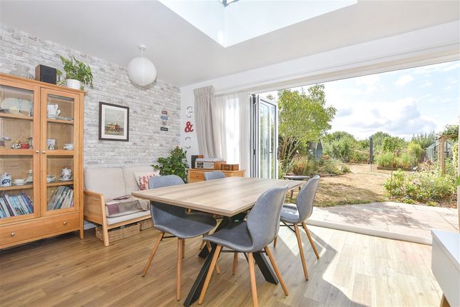 Amsbury Road Coxheath, Maidstone photo 4