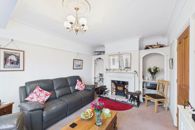 16, Mulgrave Road, Whitby photo 3