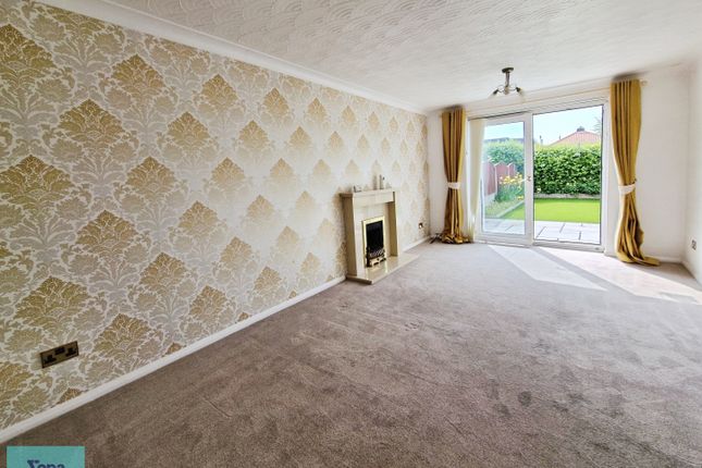23, Oldfield Close, Doncaster photo 3