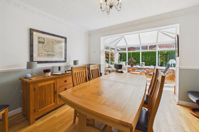 4, Vicarage Walk, North Cave photo 4