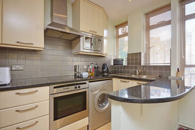 Thumbnail Flat to rent in Park Crescent, Marylebone, London