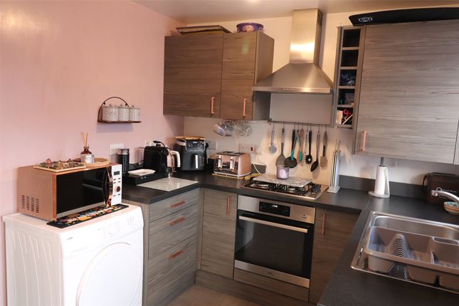 5, Knight Lane, Taunton photo 4