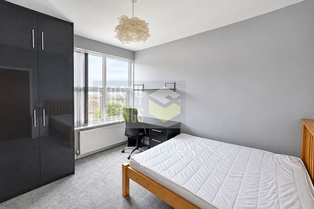 4 Bedroom Terraced in LE2 1YD