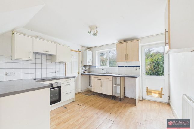108, Gonville Crescent, Stevenage photo 2